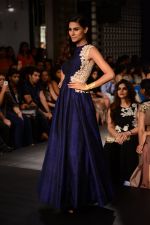 Model walk the ramp for Riddhi Mehra at LFW 2014 Day 6 on 24th Aug 2014 (377)_53fb126cde186.JPG
