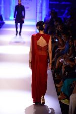 Model walk the ramp for Shantanu Nikhil at LFW 2014 Day 5 on 23rd Aug 2014 (219)_53fafb74a5e59.JPG
