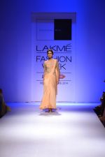 Model walk the ramp for Sonaakshi Raaj at LFW 2014 Day 6 on 24th Aug 2014 (2)_53fb2cad1772a.JPG