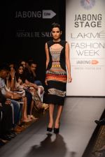 Model walk the ramp for Neha Agarwal at LFW 2014 Day 6 on 24th Aug 2014 (24)_53fc920647531.JPG