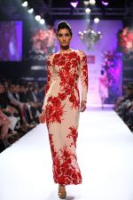 Model walk the ramp for Varun Bahl at LFW 2014 Day 6 on 24th Aug 2014 (178)_53fc775467f5e.JPG