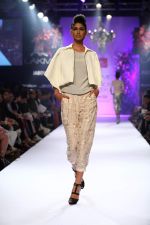 Model walk the ramp for Varun Bahl at LFW 2014 Day 6 on 24th Aug 2014 (45)_53fc76c6db120.JPG