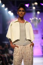 Model walk the ramp for Varun Bahl at LFW 2014 Day 6 on 24th Aug 2014 (47)_53fc76c8a9512.JPG
