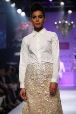 Model walk the ramp for Varun Bahl at LFW 2014 Day 6 on 24th Aug 2014 (63)_53fc76d930406.JPG