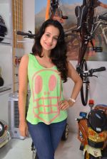 Ameesha Patel launches a toy store in Mumbai on 26th Aug 2014 (198)_53fdd71505ac7.JPG