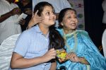 Asha Bhosle at album launch Bappa Moraya at IMFAA in Mumbai on 27th Aug 2014 (267)_53fe96cfdadf7.JPG