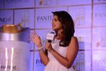 Parineeti Chopra at Pantene promotional event in Mumbai on 27th Aug 2014 (49)_53fe9b0ec79af.JPG
