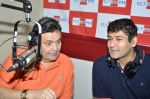 Rishi Kapoor celebrates his birthday with RJ Anirudh at 92.7 BIG FM on 27th Aug 2014 (35)_53fe9c9a05f32.JPG