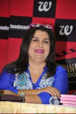 Director Farah Khan seen at Decoding Bollywood book launch event by Author Sonia Golani of Westland publishers 1._54007544b94b9.JPG