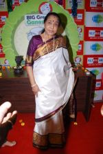 Asha Bhosle at big fm ganesh in Andheri, Mumbai on 1st Sept 2014 (162)_5405683c87b7a.JPG