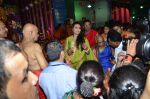 Rani Mukherjee at Chinchpokli Ganpati in Mumbai on 1st Sept 2014 (244)_54056b4ccd21e.JPG