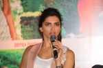 Deepika Padukone at Finding Fanny Promotional Event in Hyderabad on 2nd Sept 2014 (444)_5406c30505ac6.jpg