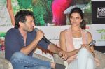 Deepika Padukone, Homi Adajania at Finding Fanny Promotional Event in Hyderabad on 2nd Sept 2014 (86)_5406c384e980c.JPG