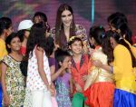 Sonam Kapoor promotes Khoobsurat in Delhi on 4th Sept 2014 (44)_54095ed2d5535.jpg