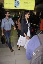 Sonam Kapoor and Fawad Khan return from Indore on 6th Sept 2014  (7)_540c0372036c0.JPG