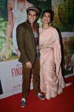 Deepika Padukone, Ranveer Singh at Finding Fanny screening for Big B in Sunny Super Sound on 10th Sept 2014 (19)_54114a4c97e59.JPG