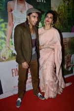 Deepika Padukone, Ranveer Singh at Finding Fanny screening for Big B in Sunny Super Sound on 10th Sept 2014 (22)_541148e0d7eff.JPG