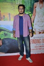 Dinesh Vijan at Finding Fanny screening for Big B in Sunny Super Sound on 10th Sept 2014 (15)_54114955284d3.JPG