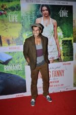 Ranveer Singh at Finding Fanny screening for Big B in Sunny Super Sound on 10th Sept 2014 (44)_541148e5d48ed.JPG