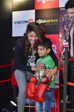 Priyanka Chopra promotes Mary Kom at Reliance outlet in Mumbai on 11th Sept 2014 (59)_5412a04e90e8f.JPG