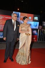 Sridevi, Boney Kapoor at Micromax Siima day 1 red carpet on 12th Sept 2014 (17)_54153ed0164da.JPG