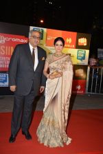 Sridevi, Boney Kapoor at Micromax Siima day 1 red carpet on 12th Sept 2014 (18)_54153e8688233.JPG