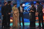 Abhishek Bachchan, Shahrukh Khan, Deepika Padukone, Boman Irani, Vivaan Shah,Sonu Sood, Farah Khan at the Audio release of Happy New Year on 15th Sept 2 (84)_54184cf3bba5d.JPG