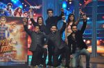 Abhishek Bachchan, Shahrukh Khan,Deepika Padukone, Boman Irani, Vivaan Shah,Sonu Sood, Farah Khan at the Audio release of Happy New Year on 15th Sept 20_54184cff3e29b.JPG
