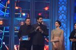 Abhishek Bachchan,Shahrukh Khan, Deepika Padukone, Boman Irani, Vivaan Shah,Sonu Sood, Farah Khan at the Audio release of Happy New Year on 15th Sept 20 (253)_54184d0c5418f.JPG