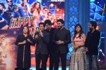 Abhishek Bachchan,Shahrukh Khan, Deepika Padukone, Boman Irani, Vivaan Shah,Sonu Sood, Farah Khan at the Audio release of Happy New Year on 15th Sept 20 (272)_54184da044192.JPG