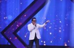 Mika Singh on the sets of Raw Star in Mumbai on 15th Sept 2014 (7)_5417e7c373df0.JPG