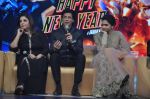 Shahrukh Khan, Deepika Padukone, Farah Khan at the Audio release of Happy New Year on 15th Sept 2014 (129)_54184f3350a7a.JPG