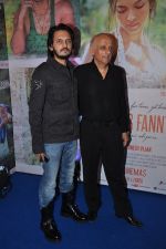 Vishesh Bhatt, Mukesh Bhatt at Finding Fanny success bash in Bandra, Mumbai on 15th Sept 2014 (52)_5417eb82953eb.JPG