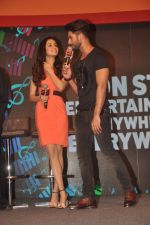 Shahid Kapoor & Shraddha Kapoor at Haider promotion with Club Samsung in Mumbai on 17th Sept 2014 (23)_541ab5a47374a.JPG