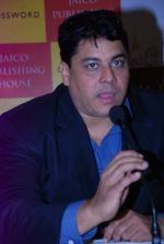 Cyrus Broacha at Mad Money Journey book launch in crossword on 19th Sept 2014 (21)_541e5f79133c6.JPG