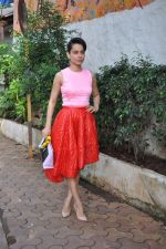 Kangana Ranaut snapped in Olive on 20th Sept 2014 (51)_541eb5498d35a.JPG