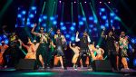 VIVAAN SHAH, SONU SOOD, SHAH RUKH KHAN, HONEY SINGH, ABHISHEK BACHCHAN AND BOMAN IRANI  at Slam Tour washington_54223353bdf1b.jpg