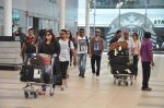 Shraddha Kapoor, Shahid Kapoor snapped at airport in Mumbai on 27th Sept 2014 (17)_54277bd32fa48.JPG