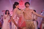 Teejay Sidhu, Karanvir Bohra at Wedding Show by Amy Billiomoria in Mumbai on 28th Sept 2014 (607)_542998c7c32c3.JPG