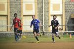 snapped playing football in Mumbai on 28th Sept 2014 (43)_5429901fd0e42.JPG