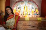 Sushmita Sen at Durga Pooja on 30th Sept 2014 (32)_542bdff4dfe6d.JPG
