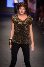 Model walks for Karan Johar_s Vero Moda Marquee at Myntra fashion week day 1 on 3rd Oct 2014 (173)_5431323f45e8c.JPG