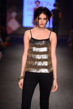Model walks for Karan Johar_s Vero Moda Marquee at Myntra fashion week day 1 on 3rd Oct 2014 (177)_5431326a6d3dc.JPG