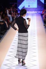 Model walks for Rina Dhaka at Myntra fashion week day 1 on 3rd Oct 2014 (400)_54312687e0899.JPG