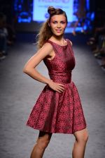 Model walk the ramp on day 3 of Myntra fashion week in Mumbai on 5th Oct 2014 (236)_543220487eb61.JPG