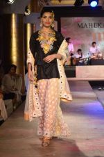 Model walks for Maheka Mirpuri_s show for cancer cause in Taj Hotel, Mumbai on 6th Oct 2014(748)_54338890a7dbc.JPG