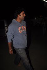 Sikander Kher snapped at PVR on 6th Oct 2014 (22)_543371bed022d.JPG