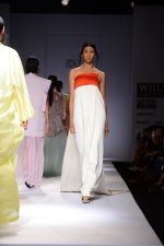 Model walk the ramp for Atsu Show on wills day 1 on 8th Oct 2014  (156)_543560a73ac07.JPG