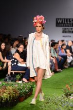 Model walk the ramp for Pero Show on wills day 1 on 8th Oct 2014  (108)_543560d9e04c7.JPG