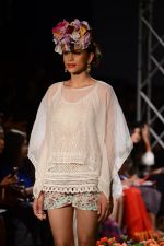 Model walk the ramp for Pero Show on wills day 1 on 8th Oct 2014  (144)_54356126920d9.JPG
